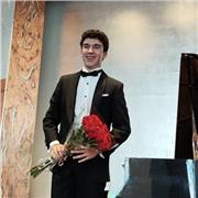 Estudiante de sexto de profesional de piano buscando alumnos de iniciación o dar clases de refuerzo